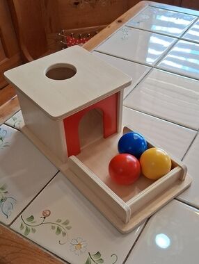 Wooden Object Permanence Learning Toy W/3 Balls for Baby 6-12 Months. Ex. Cond.